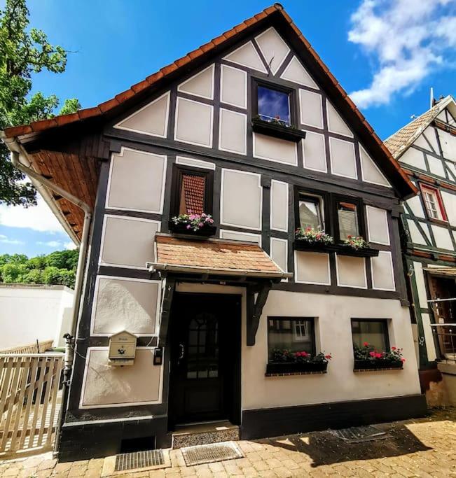 Fachwerkhaus Mitten In Der Altstadt - Ferien In Rotenburg Rotenburg an der Fulda Ngoại thất bức ảnh